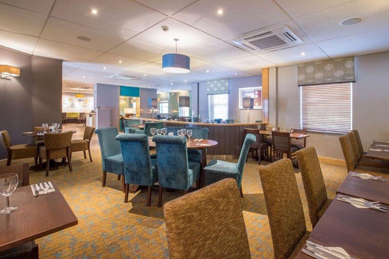 Premier Inn Stoke - Trentham Gardens Exterior photo
